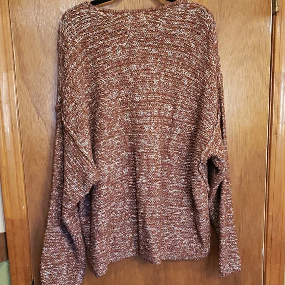 Universal Thread Marled Rust-Brown V-Neck Sweater - Picture 8 of 9